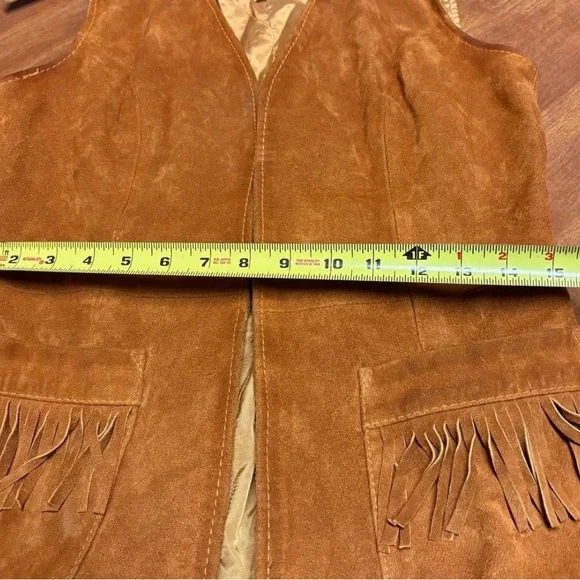 Vintage “The Tannery” Montgomery Ward Brown Suede Leather 70’s 60’s Fringe Vest - Picture 16 of 16